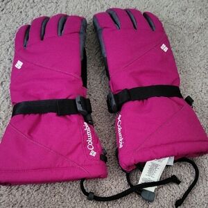 Columbia Bright Pink Winter Ski Gloves